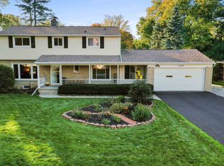 1956 Palisades Dr, Appleton, WI 54915