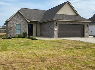 1476 Cameron Ct, Lake Charles, LA 70611