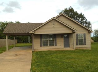 702 N 4th St, Marmaduke, AR 72443