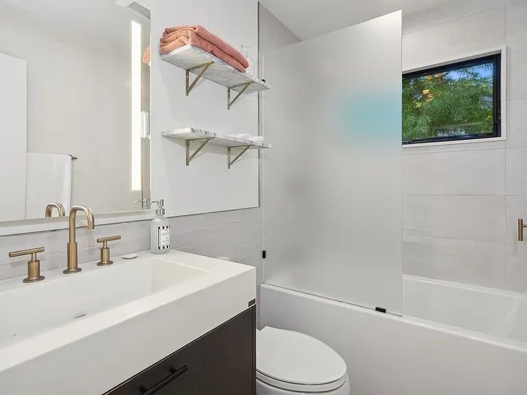 36 Cedar Ridge Dr — Photo 17