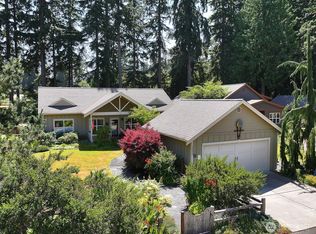 1050 Village Loop, Langley, WA