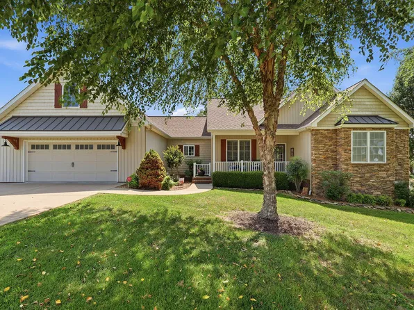 6560 Candlelight Dr, Paducah, KY 42003