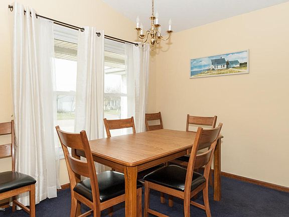 5th image of 2960 Hickory Nut Ln
