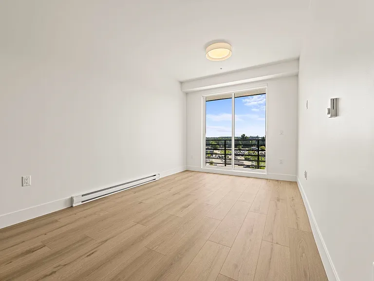 20769 Fraser Hwy #501 — Photo 17