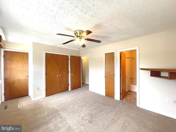 5th image of 21874 Ronald Dr