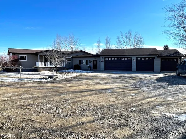 217 B St NE, Sykeston, ND 58486