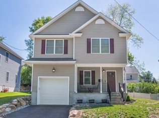 28 Davis Ave, Dover, NJ 07801