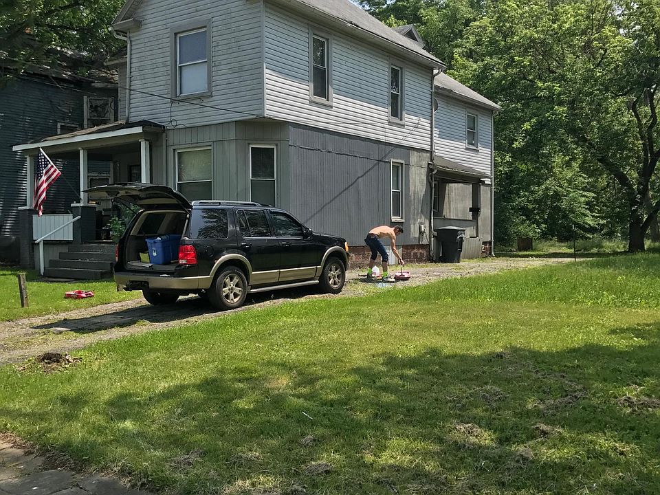 1st image of 275 Belmont Ave NW