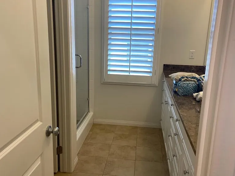29 Jonquil — Photo 19