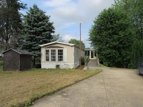 111 W Shore Ter, East Leroy, MI 49051