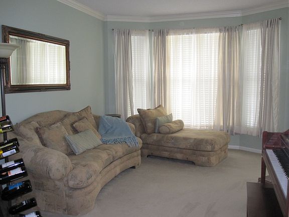 3rd image of 9731 Tallgrass Dr