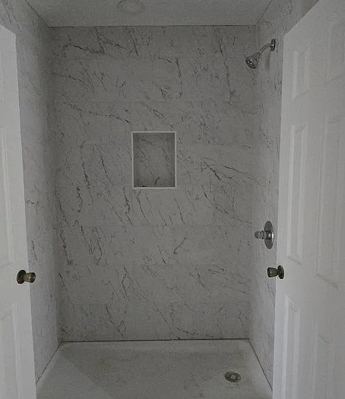 2020 Agnes St — Photo 6