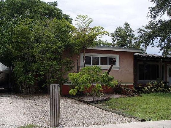 2nd image of 2141 SW 37th Ave