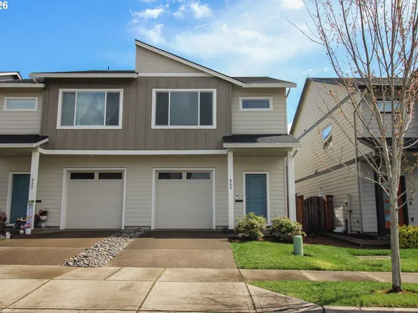 842 S 22nd Ave, Cornelius, OR 97113
