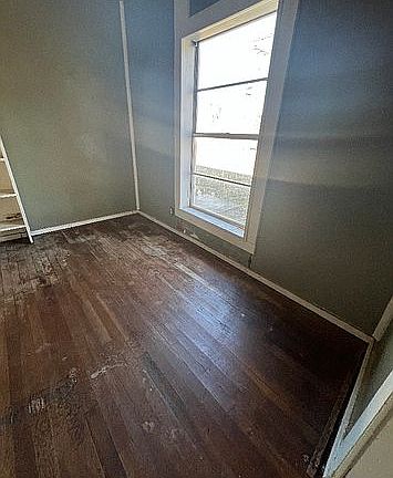 4th image of 503 E South St