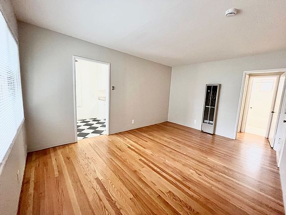 4th image of 1320 P St APT 11