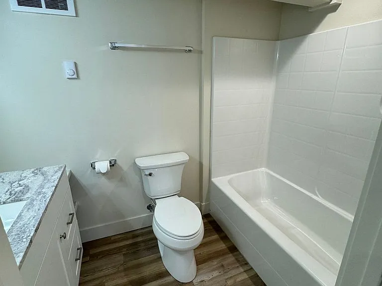 410 Kittitas St — Photo 5