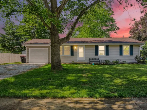 411 E 11th St, Brookston, IN 47923