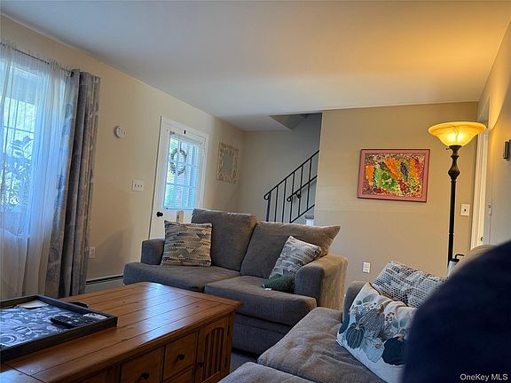 5th image of 274 Hooker Avenue #B3