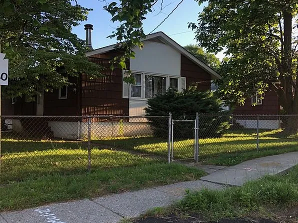 189 Foch Ave, Staten Island, NY 10305