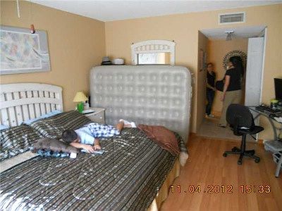 3rd image of 215 Lakeview Dr APT 203