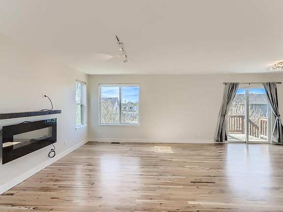 4th image of 5702 Blue Mountain Cir