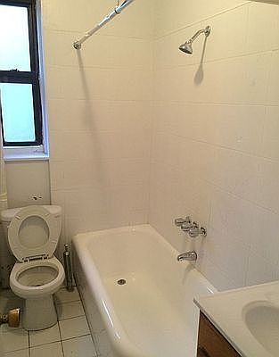 5th image of 16324 89th Ave APT 5