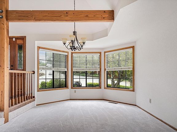 5th image of 3541 Golf View Terrace