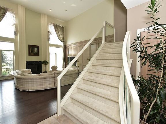5th image of 2204 Fallen Oaks #24