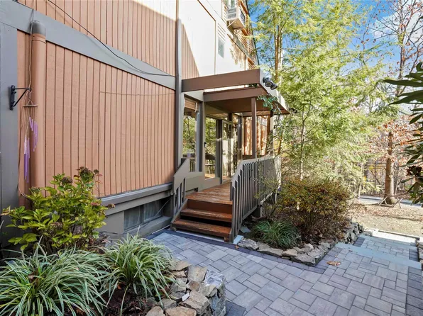 124 Ogden Avenue, Dobbs Ferry, NY 10522