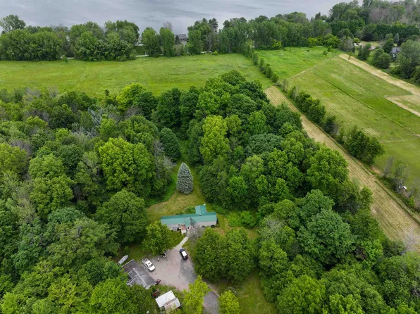 166 Woods Road, Isle La Motte, VT 05463