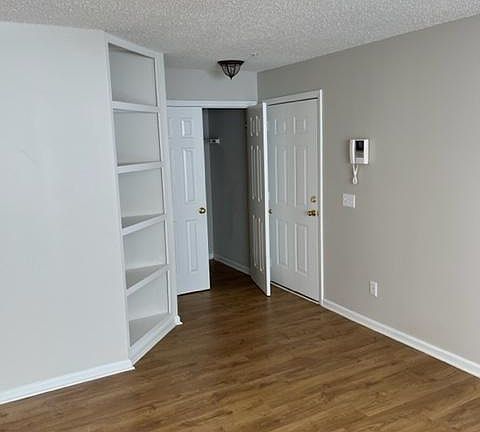 3rd image of 3717 Morris Farm Dr APT 1A