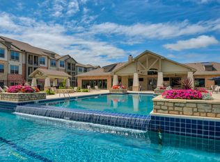 16201 Travis Ln #5-5212, Stilwell, KS 66085