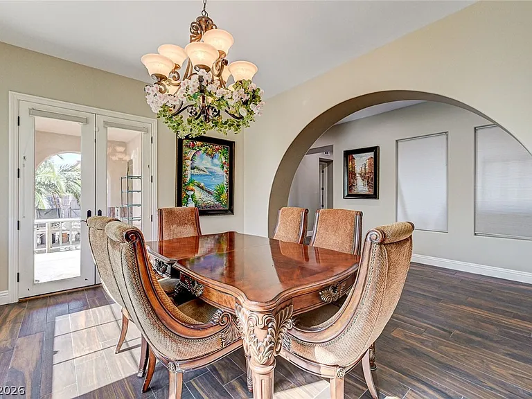8490 Via De Bellasidra Ct — Photo 16