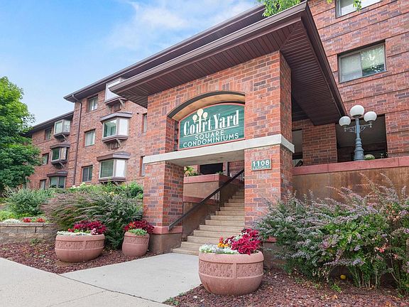 2nd image of 1108 N Milwaukee STREET #128