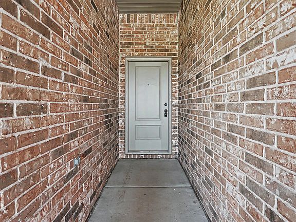 4th image of 1626 N Dover Ave