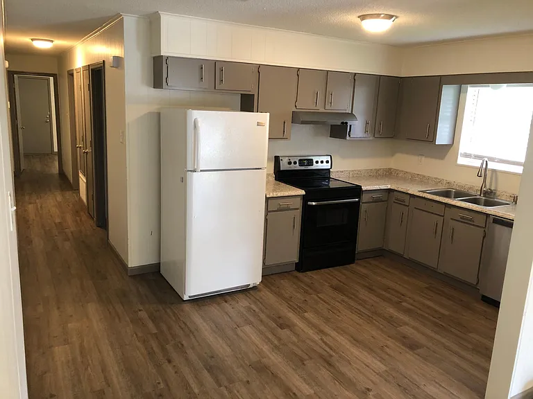 2125 Caldwell St #2125 — Photo 1