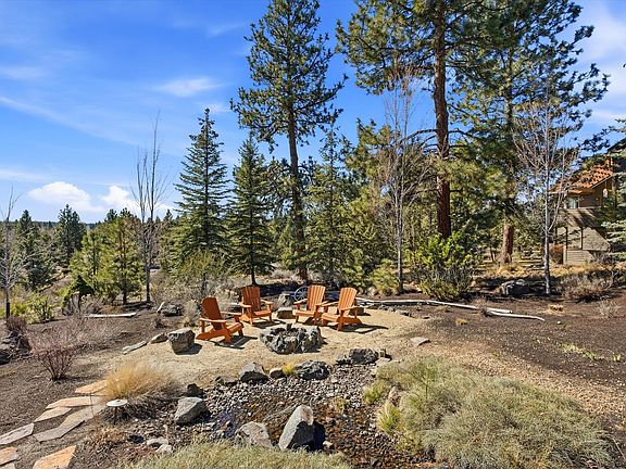 5th image of 15 SW Quail Butte Pl