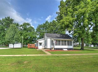 303 S Front St, Macon, IL 62544