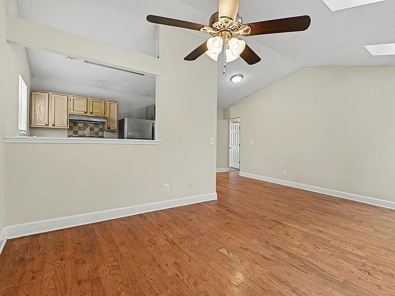 3543 Broad Oak Ct — Photo 4