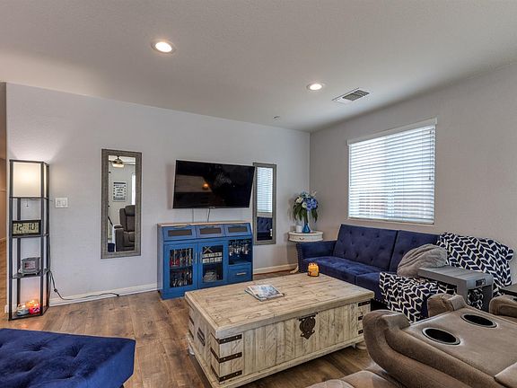 5th image of 1334 Ladyfern St