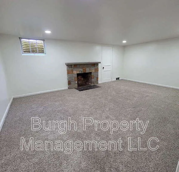 300 Maxwell Dr — Photo 20