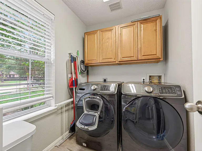 155 E Concord Valley Cir — Photo 21