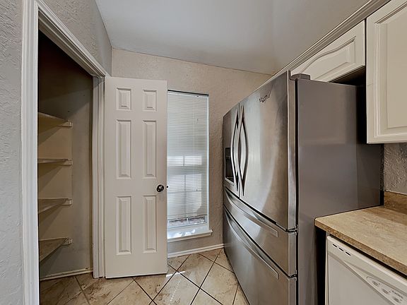 5th image of 7581 Lancelot Rd
