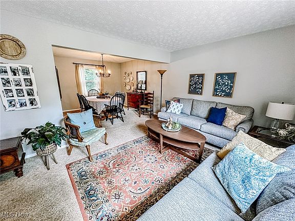 3rd image of 455 Wyoga Lake Blvd