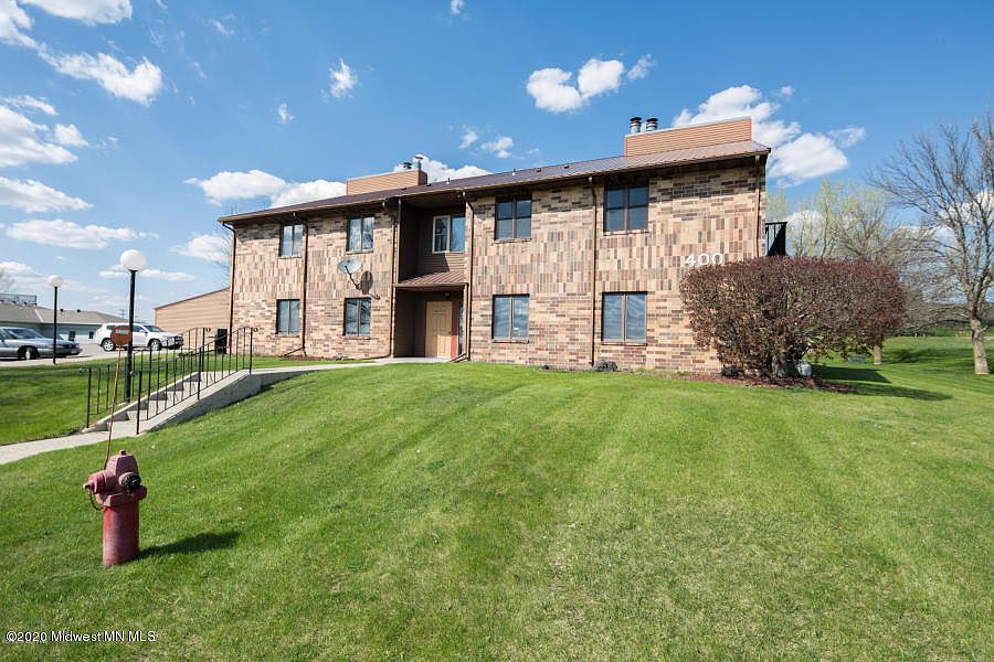 1st image of 400 Kennedy Park Cir