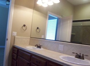 767 Admiral Ave, Tulare, CA 93274