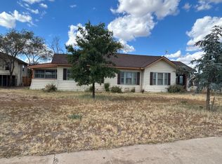 155 S 15th St #1, Slaton, TX 79364