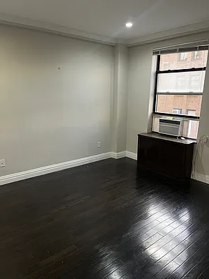 Rented by Compass | media 4