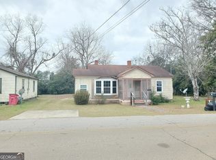 219 Cypress St, Sandersville, GA 31082